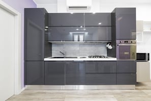 Microwave, oven, dishwasher