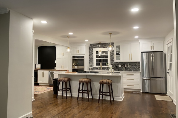 Frigorífic, microones, forn i placa de cuina