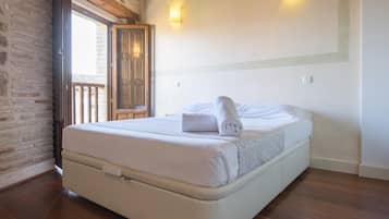 2 chambres, fer et planche à repasser, accès Internet, draps fournis