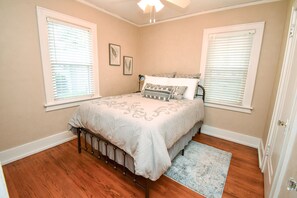 1 bedroom, iron/ironing board, free WiFi, bed sheets