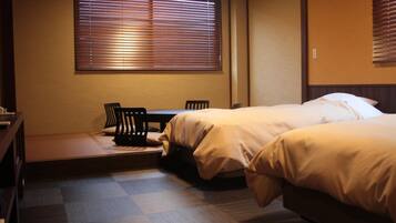 1 bedroom, in-room safe, free WiFi, bed sheets
