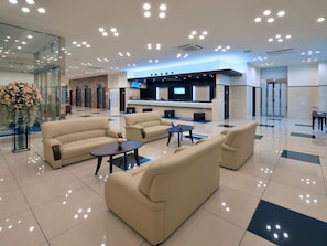 Lobby lounge - Hospital INN Dokkyo Medical University (Mibu)