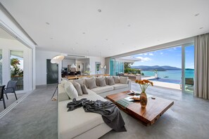 Luxury Sea View Pool Villa N 4-Bedroom | Living area - Unique Boutique Resort (Koh Samui)