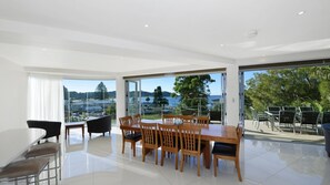 Dining - Odyssey 1 - Great Location (Avoca Beach)