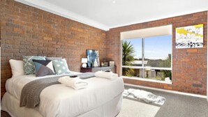 Unclassified image, 2 of 12, button - Seaside Serenity 2 (Greens Beach)
