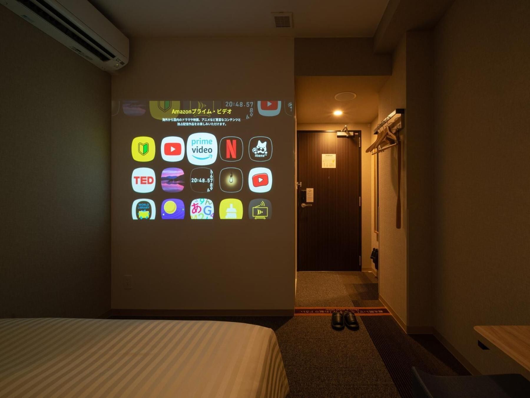 desk, soundproofing, free wifi, bed sheets