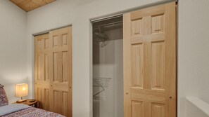 Room - Aspen Grove Chalet (Woodland Park)