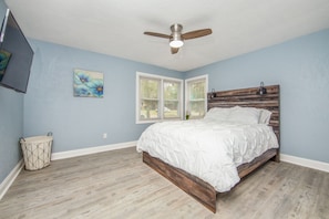 3 habitaciones y ropa de cama