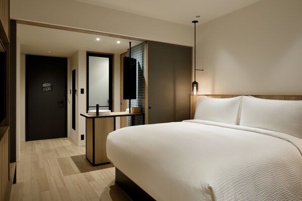 Standard Room, 1 King Bed