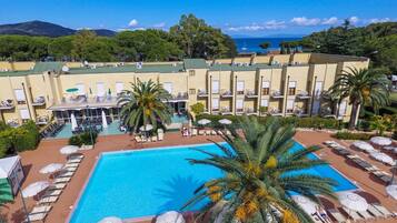 Alberca al aire libre