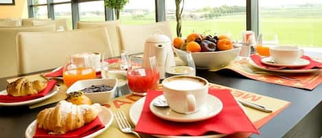 Colazione a buffet inclusa, servita tutte le mattine