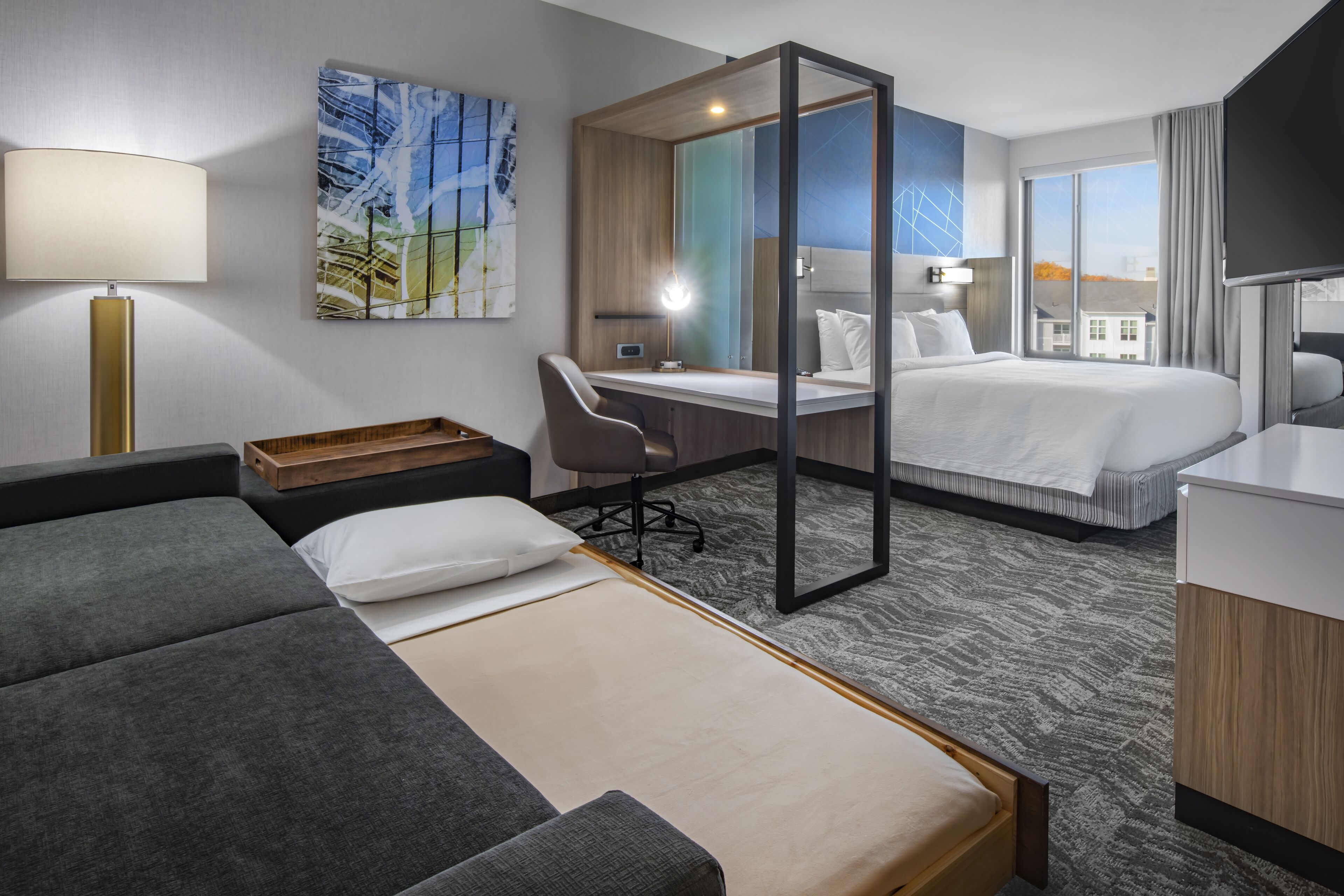 suite, 1 king bed | 1 bedroom, desk, iron/ironing board, bed sheets