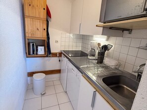 Refrigerador, microondas, lavavajillas