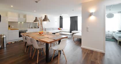 3 Bathroom - Rhapsody In Roof - Penthouse