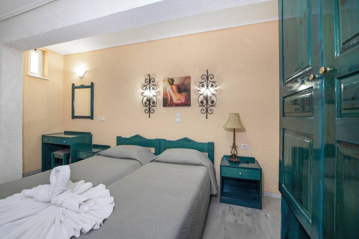 Familielejlighed | 2 soveværelser, pengeskab på værelset, gratis baby-/barnesenge