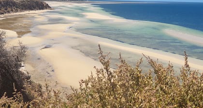 Sammy's Retreat Beach Holiday House