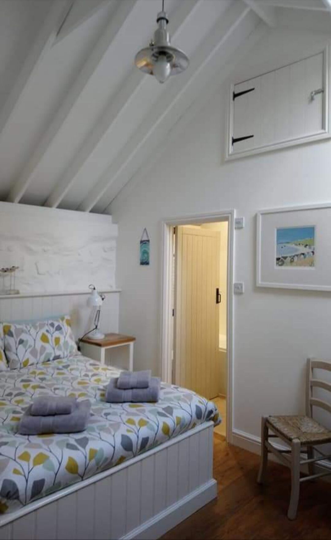 2 soverom, strykejern/-brett, wi-fi (inkludert) og sengetøy