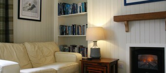 Traditional Cottage in the centre of Glencoe