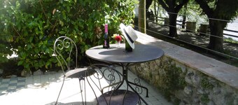 Classic France Double:AC, BBQ, fresh&clean, garden