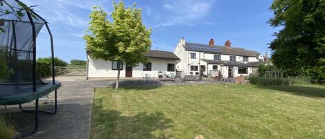 Cottage | Property grounds