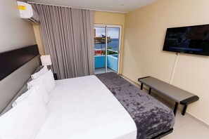 Premium bedding, in-room safe, desk, soundproofing