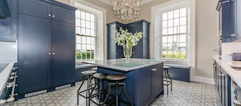 Ballywilliam House,Kinsale, 8 mins to town, sleeps 32 guests