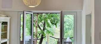 Naabsuite mit Terrasse und Naabblick