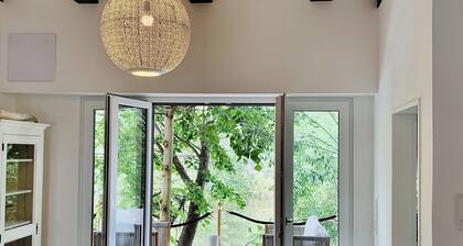 Naabsuite mit Terrasse und Naabblick