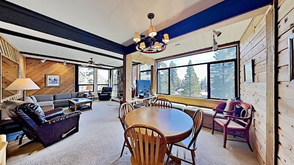 Condo, 2 chambres | Vue depuis l’hébergement 