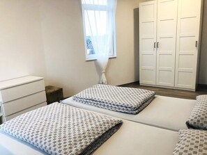 2 Schlafzimmer, Bügeleisen/Bügelbrett, WLAN, Bettwäsche