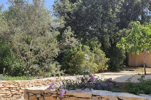 Villa - Nimes - 4/6pers - jacuzzi - 2 terraces - WIFI