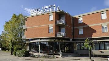 Fachada da propriedade