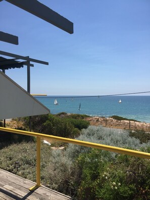 Property grounds - Ocean front two bedroom self catering, two story Apartment - Adults only (Halls Head)