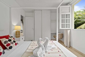 4 habitaciones, tabla de planchar con plancha y wifi gratis