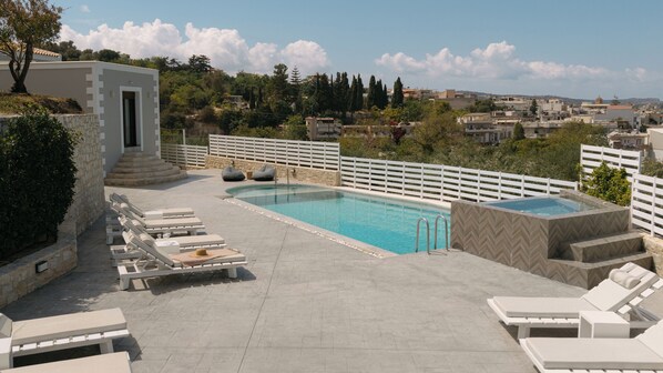 Alberca al aire libre