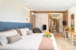 5 bedrooms, in-room safe, iron/ironing board, WiFi - Olivia Villa, Celestial haven of luxury- Child friendly Villa, Playground & more (Rethymno)