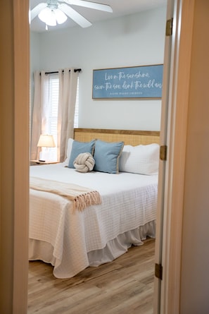 2 bedrooms, travel crib, free WiFi, bed sheets