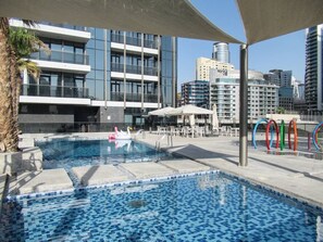 Outdoor pool - Ornate 1BR w/ Breathtaking Marina Views! (Dubai)