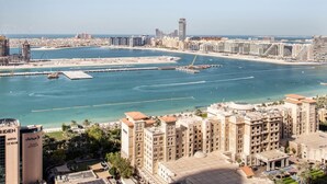 Beach - Sophisticated 1BR Apartment in Dubai Marina (Dubai)