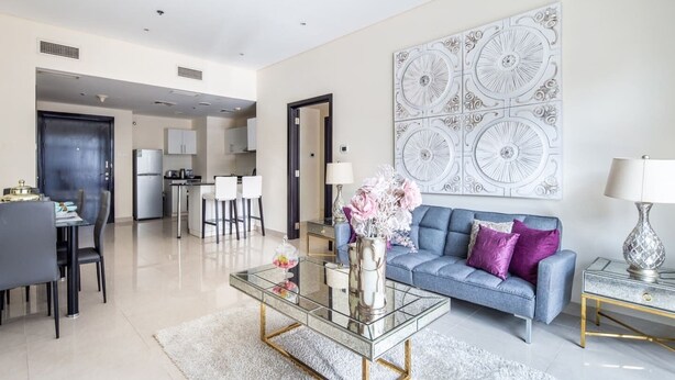 TV - Modern Design 1BR In Dubai Marina (Dubai)