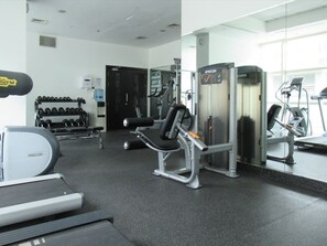 Fitness facility - Modern Design 1BR In Dubai Marina (Dubai)