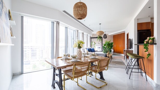 Dining - Serene Studio Apartment in Central Park Towers (Dubai)