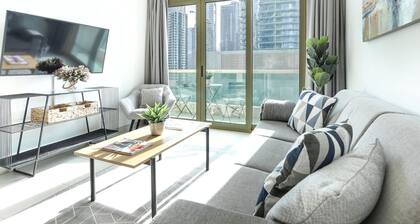 Minutes From JBR Beach! Beautiful 1BR in Marina!