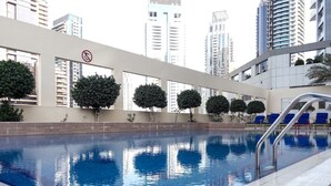 Outdoor pool - Minutes From JBR Beach! Beautiful 1BR in Marina! (Dubai)