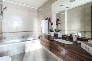 Bathroom - Minutes From JBR Beach! Beautiful 1BR in Marina! (Dubai)