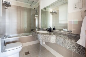 Bathroom - Outstanding 2BR in Serene JVT Neighborhood! (Dubai)