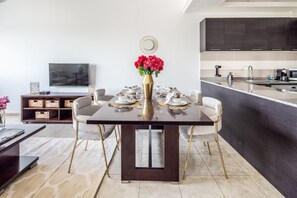 Dining - Outstanding 2BR in Serene JVT Neighborhood! (Dubai)