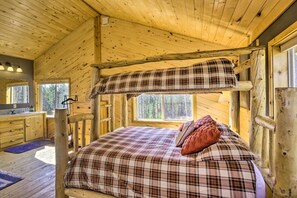 3 habitaciones, escritorio, cuna de viaje y internet 