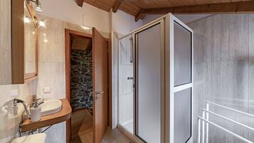 Shower, towels