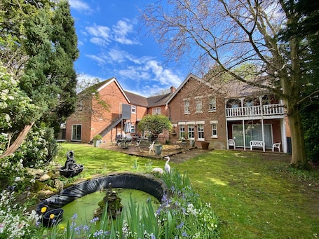 Pickwicks Guest House